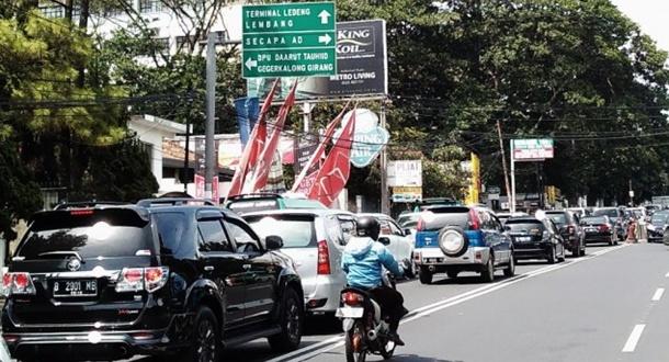 Dampak Longsor, Wisatawan di Lembang Turun 50%