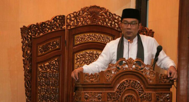 Emil Ingin Dirikan Pesantren Pagelaran di Bandung