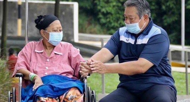 Ketua DPRD Sampaikan Belasungkawa Wafatnya Ibu Ani