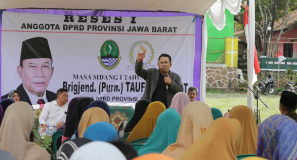 Ketua DPRD Jabar : Siap Perjuangkan Aspirasi Desa Cikujang, Subang