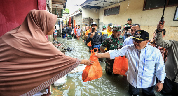 Wali  Kota  Bandung  Intruksikaan DPU Cari Solusi Banjir di  Rancabolang