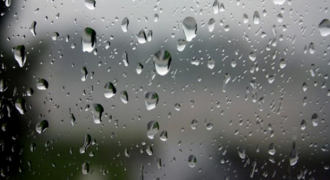 Siang dan Malam Hari, Kota Bandung Hujan Ringan