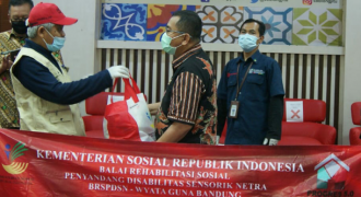 Balai Rehabilitasi Sosial Wyata Guna Bandung Saluran Bansos kepada Disabilitas Netra