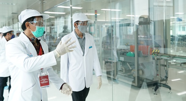 Presiden Jokowi Saksikan Uji Klinis Vaksin Covid-19 Produk Bio Farma