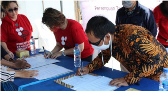 Peringati Hari Kemerdekaan, Perempuan Tangguh Indonesia Bantu Permodalan Nelayan