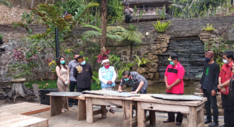 Yasonna Laoly Harap Desa Wisata Alam Santosa Ekowisata Jadi Lokasi Persahabatan Budaya