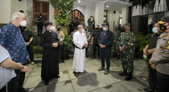 Gubernur Ridwan Kamil Tinjau Pelaksanaan Misa Natal di Kota Bandung