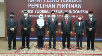 Mukti Fajar Nur Dewata dan M Taufiq HZ Terpilih Jadi Pimpinan Baru KY