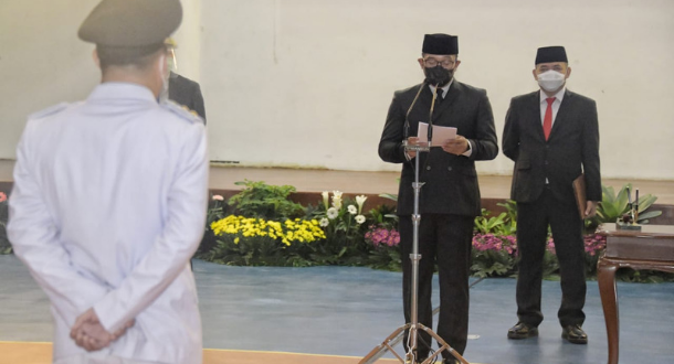 Ridwan Kamil Lantik Tiga Pimpinan Daerah di Jabar