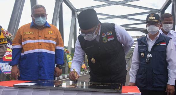 Jembatan Cibuni Diresmikan Gubernur, Akses Warga Cianjur-Sukabumi Selatan Jadi Lebih Mudah