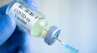 Kejar Target Vaksinasi Covid-19, Orang Muda Bisa Diimunisasi Bila Bawa 2 Lansia