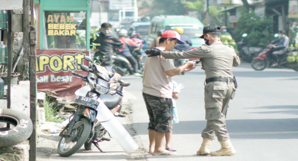 Satgas Covid-19 Jabar Gelar Operasi Prokes di Perbatasan Bandung Raya