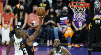 FINAL NBA 2021: Phoenix Suns Gandakan Keunggulan atas Milwaukee Bucks