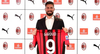 AC Milan Resmi Rekrut Olivier Giroud