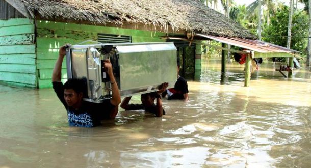 Jelang Puncak Musim Hujan, BPBD Pantau 57 Titik Banjir di 27 Kabupaten/Kota