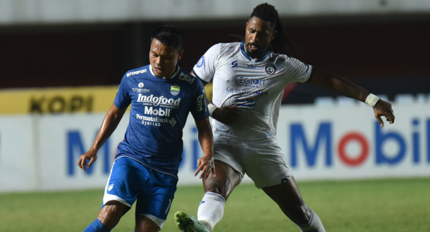 Kalah 0-1 oleh Arema FC, Robert Alberts Soroti Buruknya Kinerja Lini Tengah Persib