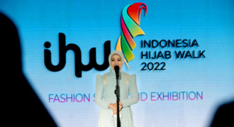 Indonesia Hijab Walk 2022, Atalia: Bangkit Bersama melalui Fesyen