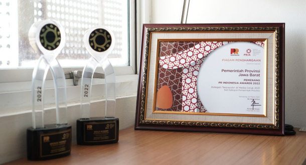 Pikobar dan akun IG Humas Jabar & Jabarprovgoid Raih Penghargaan Public Relations Indonesia Award