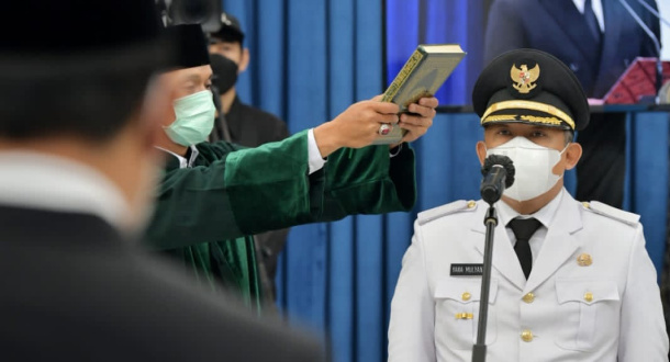 Yana Mulyana Resmi Jabat Wali Kota Bandung, Gubernur Minta Komunikasi dengan Pemprov Ditingkatkan