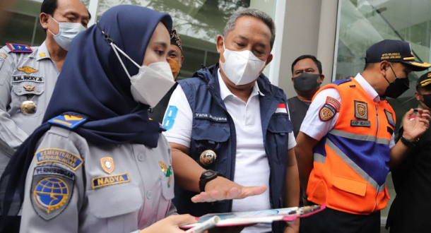 Yana Mulyana Ingatkan Masyarakat Bandung Lakukan Vaksin Booster Sebelum Mudik