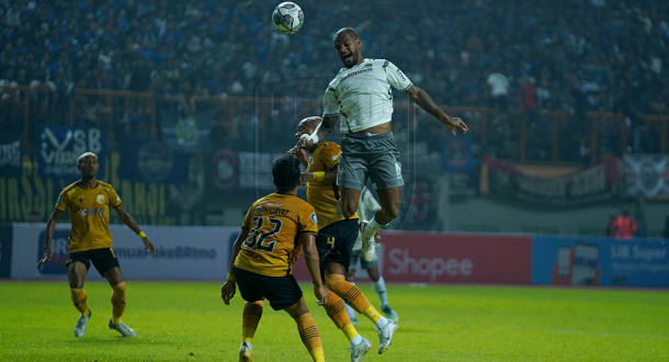 Pelatih Persib Kecewa Gagal Tekuk Bhayangkara FC akibat Kecolongan di Menit-menit Akhir