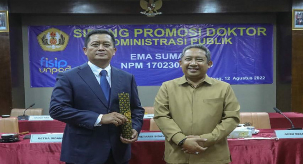 Sekda Kota Bandung Ema Sumarna Raih Gelar Doktor Administrasi Publik 