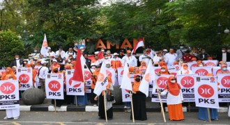 Meriahkan HUT ke-77 RI, PKS Cimahi Gelar Flashmob