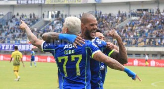 Duet Da Silva-Ciro Alves Makin Padu, Tren Kemenangan Persib Berlanjut