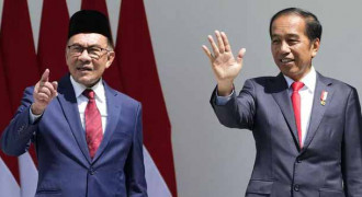 1,64 Juta PMI Ada di Malaysia, Jokowi Minta PM Anwar Ibrahim Serius Berikan Perlindungan