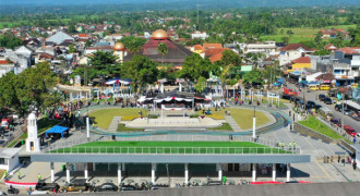 Alun-alun Singaparna Diresmikan Gubernur Ridwan Kamil, Kini Tampil Lebih Cantik