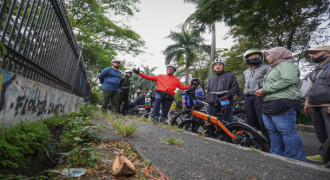 Cegah Parkir Liar di Trotoar, Pemkot Bandung Bakal Lakukan Ini!