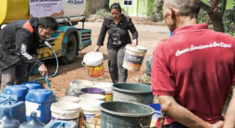 Pemprov Jabar Salurkan 11 Juta Liter Air Bersih