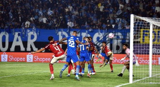 Tekuk Bali 3-0, Persib Tunggu Lawan di Final