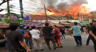 Viral Video di Sosmed  Kebakaran Simpang Dago 