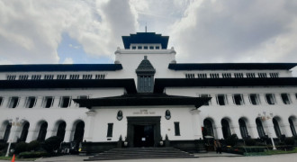 Kendaraan Emisi Dilarang Masuk Kawasan Gedung Sate