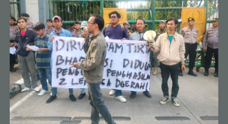 Demo Mahasiswa Tuding Dirut PDAM Rangkap Jabatan