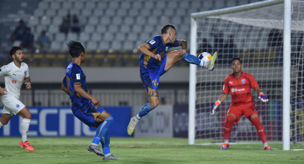 Babak I, Gol Tyronne Bawa Persib Ungguli Lion 1-0