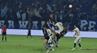 Lampaui Rekor Musim Lalu, Persib Tatap Trofi Juara