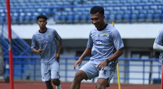 Kakang & Robi Siap Diturunkan Persib lawan Persis