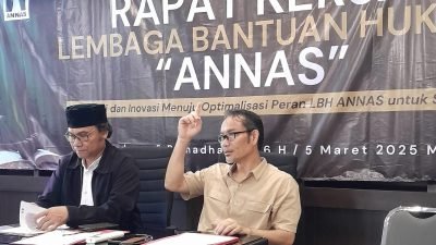 Kuasa Hukum warga Arcamanik Kota Bandung, Anton Minardi yang mempermasalahkan keberadaan Gedung Serba Guna (GSG) dapat teror.
