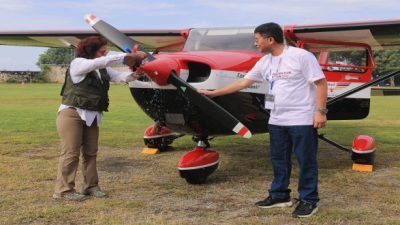 Pemerintah Provinsi Jawa Barat (Pemprov Jabar) berencana menghadirkan bandara kecil wilayah selatan Jawa Barat.