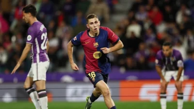 Barcelona semakin dekat dengan gelar juara La Liga Spanyol 2024-2025, setelah menekuk Real Valladolid 2-1, Minggu (4/5/2025) dini hari WIB. 