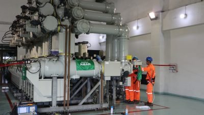 PLN UPT Bandung bersama ULTG Bandung Barat melaksanakan kegiatan pemeliharaan rutin pada Busbar Kopel dan Bay 150 kV Busbar A di GIS
