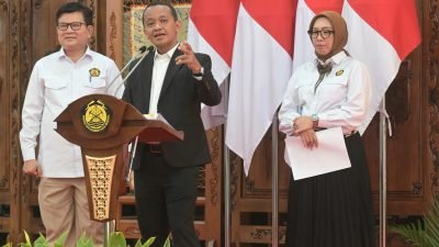 PLN menyatakan kesiapannya mendukung arahan pemerintah dalam menjalankan Program Listrik Desa guna menerangi sekitar 780 ribu rumah tangga.
