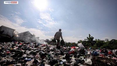 Pemkot Bandung telah menerapkan tiga tahapan penyelesaian penanganan sampah yang menjadi PR besar bagi Pemerintah Kota Bandung.