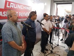 Permudah Mobilitas Warga Bandung Raya, Kereta Commuter Luncurkan Kartu Multi Trip