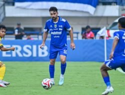 Frans Putros tak Sabar Lakoni Laga Tandang Pertamanya bersama Persib