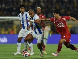 Kalah 1-2 oleh Persijap Jepara, Persib Bandung Turun ke Posisi 7