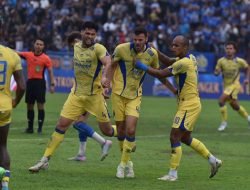 2 Penalti Gagal, Persib Bandung Ditahan Imbang PSIM 1-1