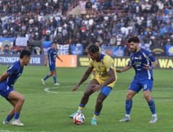 Gagal Raih Kemenangan, Bojan Hodak Soroti Lini Serang Persib